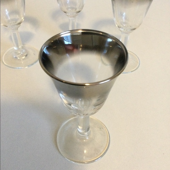 4 Vintage Silver Gilded Cordial Liqueur Glasses - Picture 3 of 3